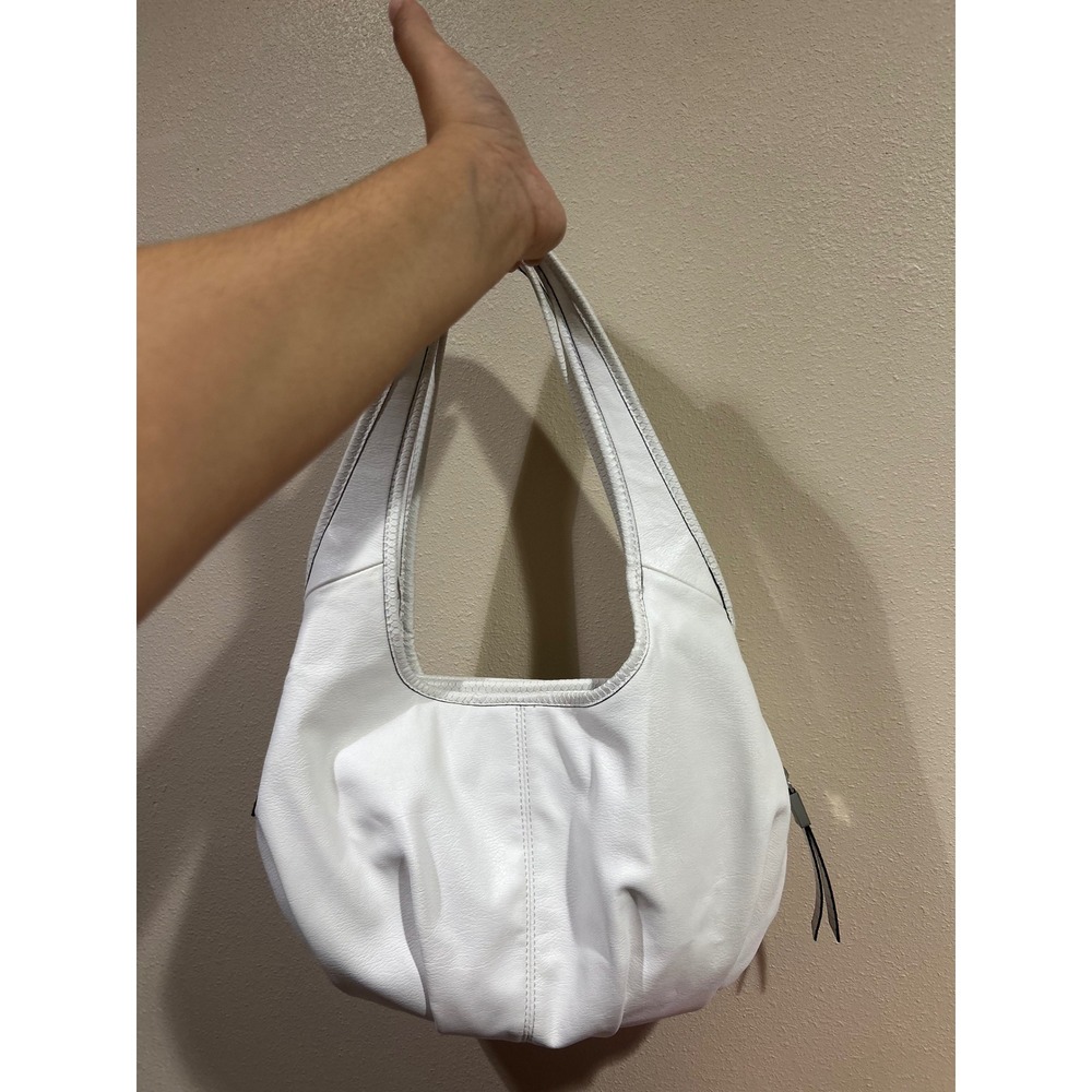 Simply Vera Vera Wang White Hobo Bag Faux Leather Snakeskin Trim Shoulder Purse - Picture 2 of 7